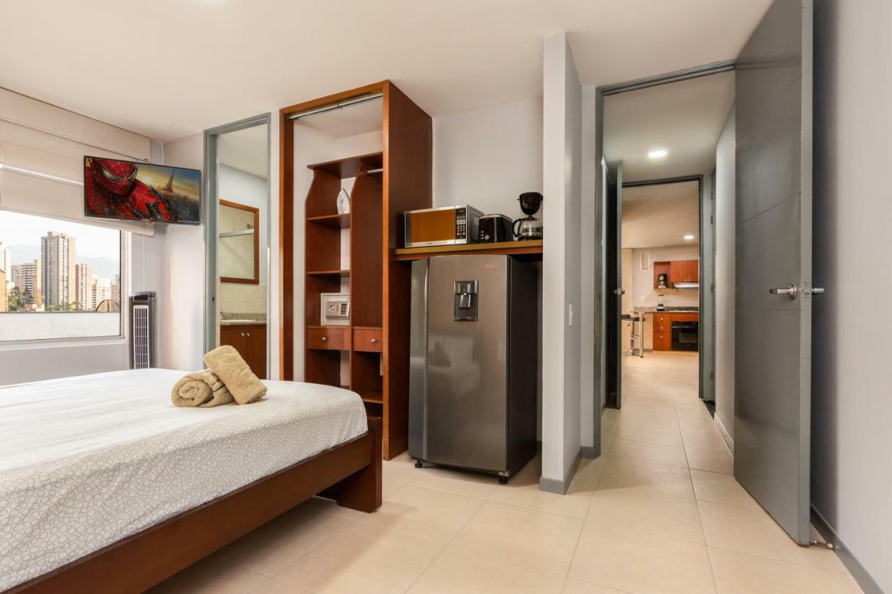Cyan Suites Poblado By Mde Bnb Medellín Exterior foto